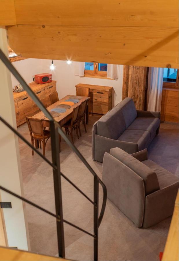 Pista Stelvio Loft Lumiere Apartment บอร์มิโอ ภายนอก รูปภาพ