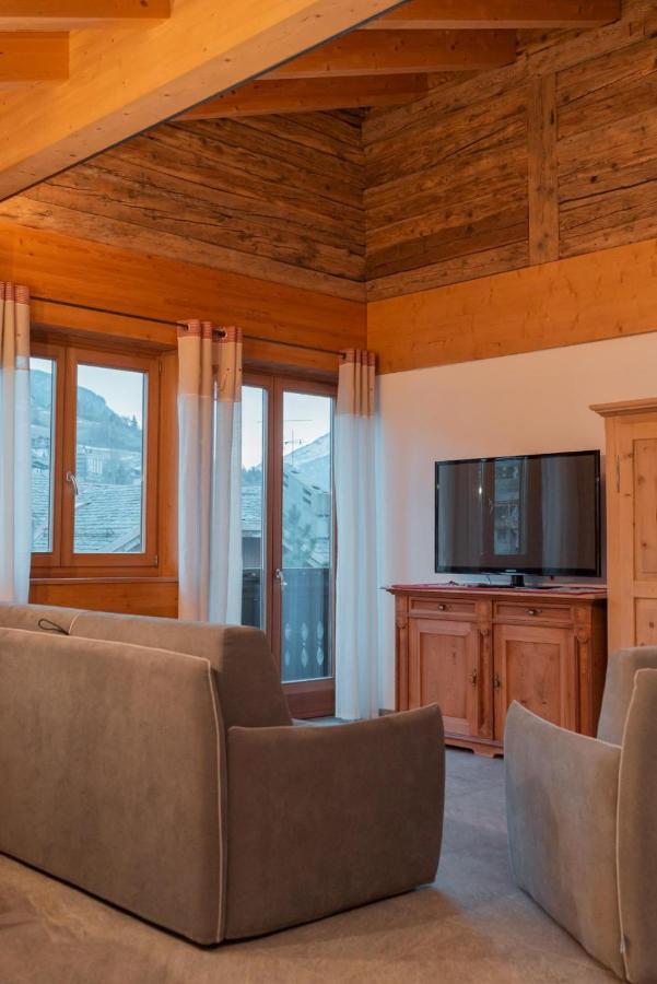 Pista Stelvio Loft Lumiere Apartment บอร์มิโอ ภายนอก รูปภาพ