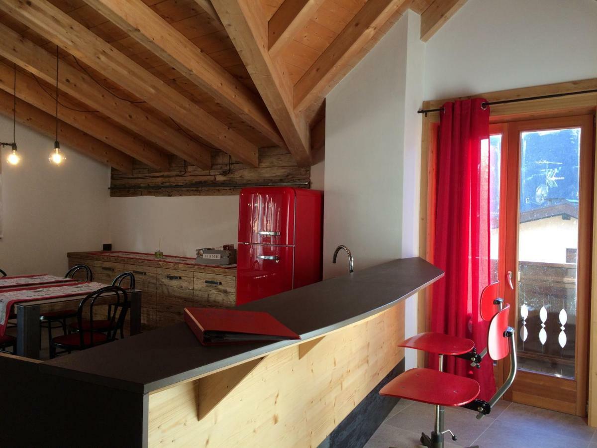 Pista Stelvio Loft Lumiere Apartment บอร์มิโอ ภายนอก รูปภาพ